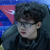 Nguyễn Hữu Đạt/phoenix