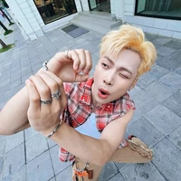 Nguyễn Hoàng Bách