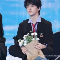 Trần Thiên Nhuận (papa hắn)