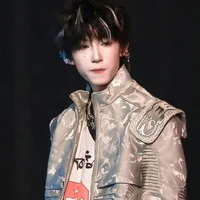 Dương Bác Văn_hắn