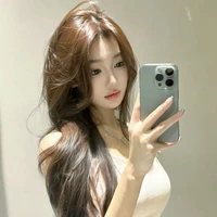 Phạm Thảo Vy(em gái anh)