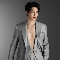 Anh tú TUS