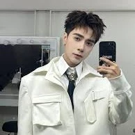 Lê Quang Hùng(phone)