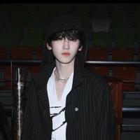 Tả Kỳ Hàm_hắn