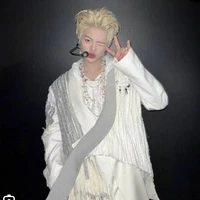 Nguyễn Quang Anh (bột)