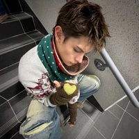 °zyf° James