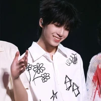 Dương Bác Văn-Anh