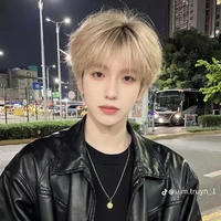 Hoàng Tuấn Hưng(Alexander)