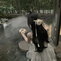 Vương Quỳnh Hương-mmi anh