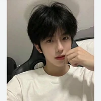 Anh Tuấn(e trai nuôi)