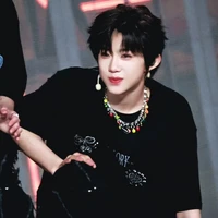 Trần Dịch Hằngᶜʸʰ-hắn