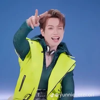 tác giả đây hí hí