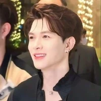 Bùi Anh Tú -  Ba nhỏ top