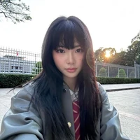 Nguyễn Lê Ngọc Ánh Sáng - Aza