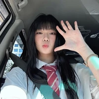 Nguyễn Lê Ngọc Ánh Sáng - Aza