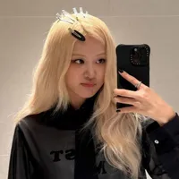 Kim Chaeyuong "em"