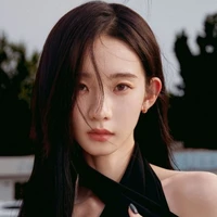 Hoàng Mỹ Linh (mẹ nu9)