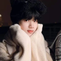 Trương Hàm Thuỵ