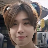 con tác giả đẹp trai 😎