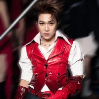 Hoàng Đức Duy ( em )