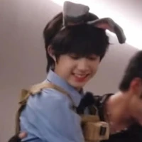 Trần Dịch Hằng_em_