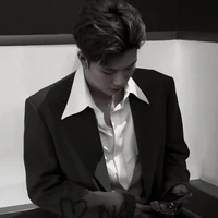 Trần Đăng Dương/Hắn