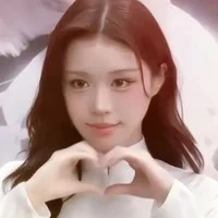 Con tác giả nghiện skinship