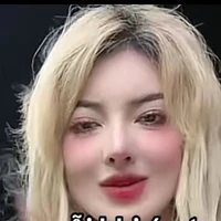 Mia Lê