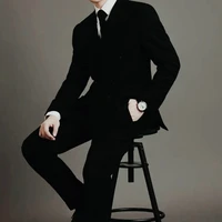 Chung.Henson "ba nàng"