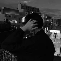 Vũ Đức Duy ( t/g bạn nàng )