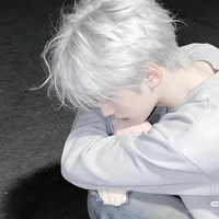 Vũ Kim Ngưu【@nguunguu】