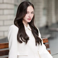 Nur Desoraya(Nur)