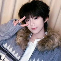 Đang bận iu đời🎀