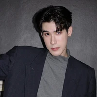 Heng Savarid (bạn cô)