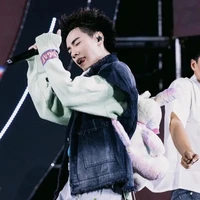 Lê Quang Hùng(Quang Hùng Mastde)