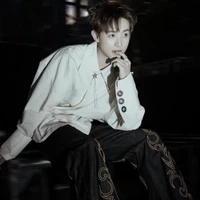 #𝙽𝚐𝚞𝚢𝚎𝚗 𝚃𝚑𝚊𝚗𝚑 𝙲𝚘𝚗𝚐