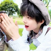 𝐒𝐢𝐇𝐚𝐧_𝐁𝐚𝐨𝐛𝐞𝐢🦊✨️