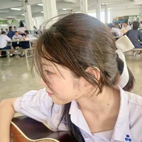 Angie nhỏ