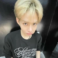 Tác giả lạnh lùng