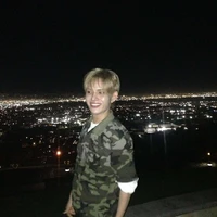 Phan Đức Nhật Hoàng ( Dillan )