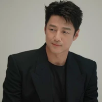 Lee Dong-Hyun/Lê Nhất Thành