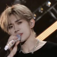 Dịch Dương Thiên Tỉ