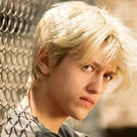 Percy Hynes White (Cậu)