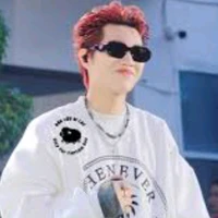 Hoàng Đức Duy ( bông)