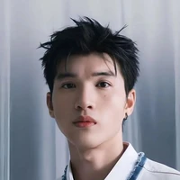 Trần Minh Hiếu/HieuThuHai