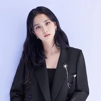 kim Jisoo (em)