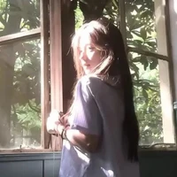 Lục Cẩn Mai//Hoa Khôi//