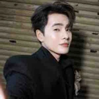 Nhâm Phương Nam_anh năm nền