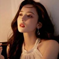 Mạc Ly Ma Kết