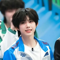 trần dịch hằng -em